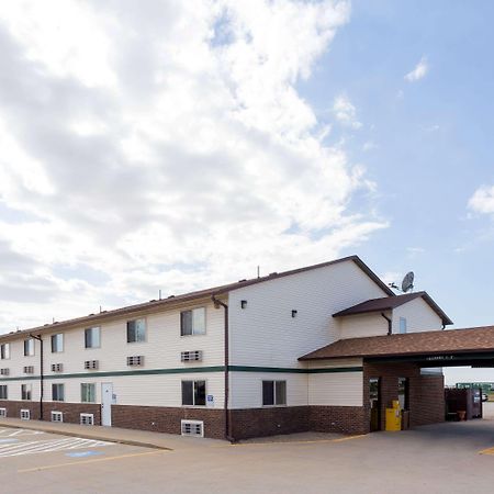 Super 8 By Wyndham Mendota I-39 Hotel Buitenkant foto