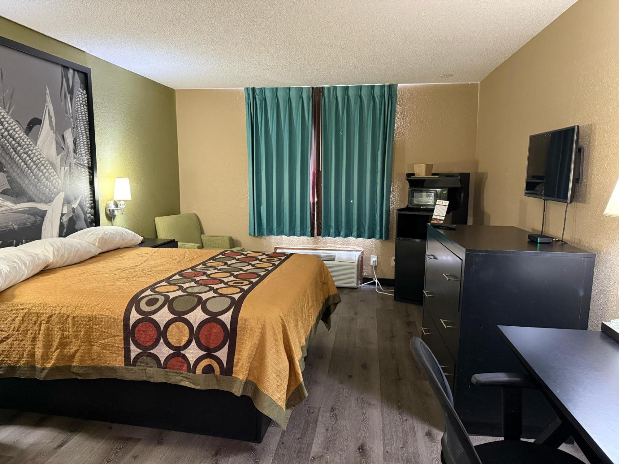 Super 8 By Wyndham Mendota I-39 Hotel Buitenkant foto